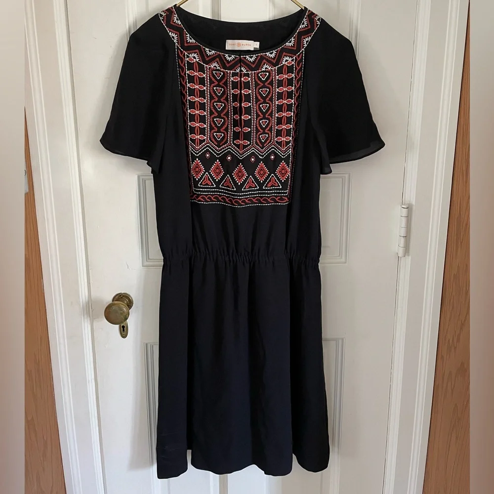 Tory Burch Black Silk Embroidered Boho Mini Dress Flutter Sleeve Sz 0. 30243